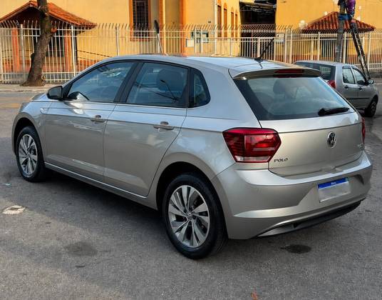 VOLKSWAGEN POLO 1.0 200 TSI COMFORTLINE AUTOMÁTICO VOLKSWAGEN POLO 1.0 200 TSI COMFORTLINE AUTOMÁTICO